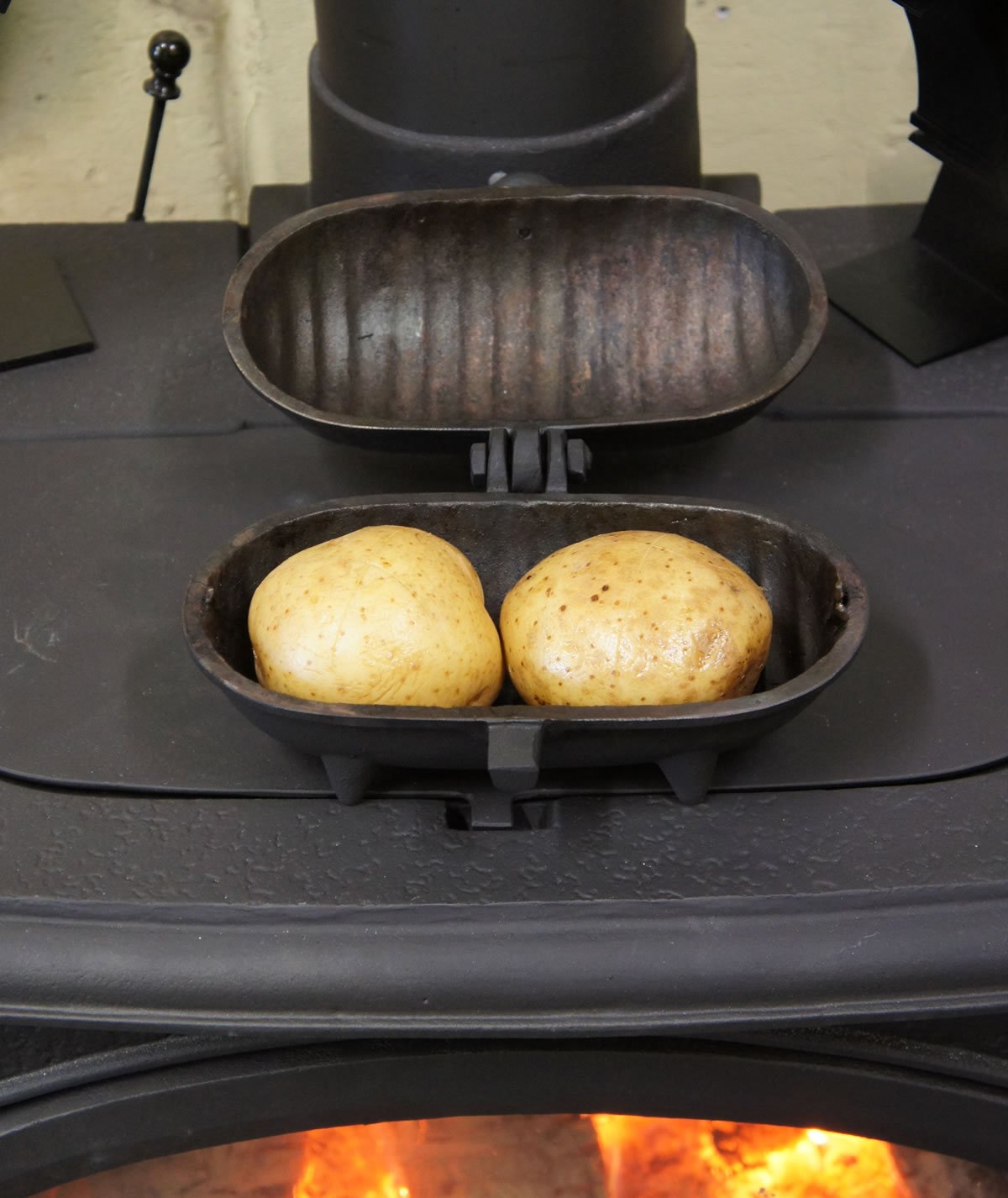 Cast Iron Small Baked Potato Cooker